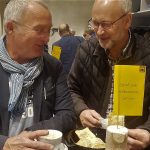 Herbert Krug und Hannes Faimann beim Bezirkschronistentag in Längenfeld. Foto: Sabine Ortner/Chronik Obsteig